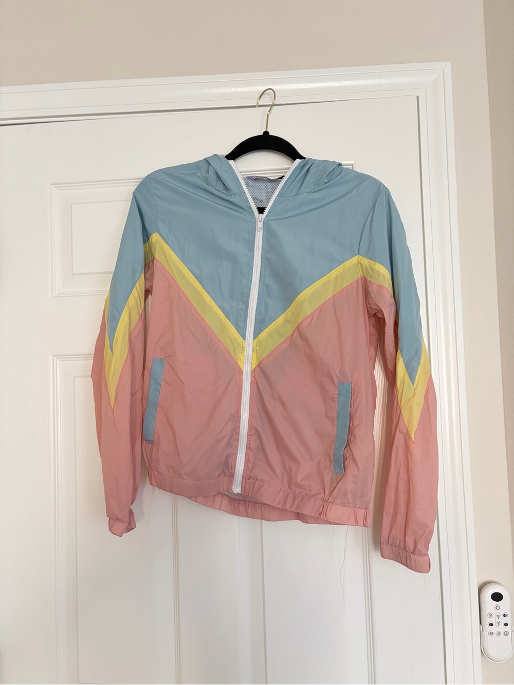 Retro windbreaker